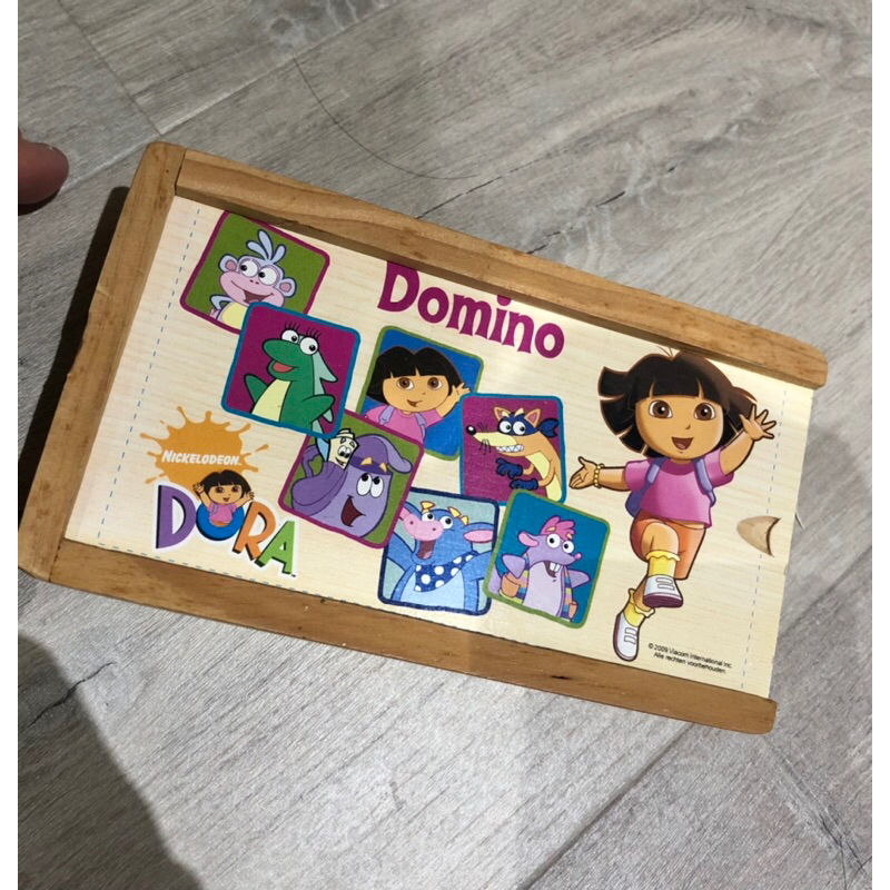 二手。Dora桌遊。