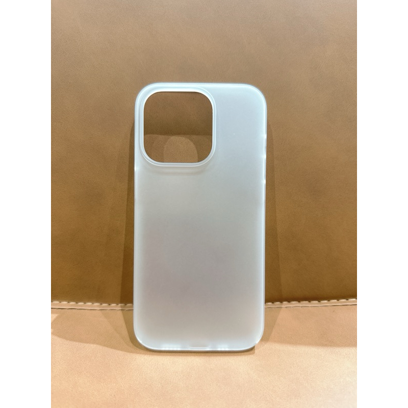日本CASEFINITE THE FROST AIR ULTRA手機殼，iPhone14pro，6.1吋，二手（冰白）
