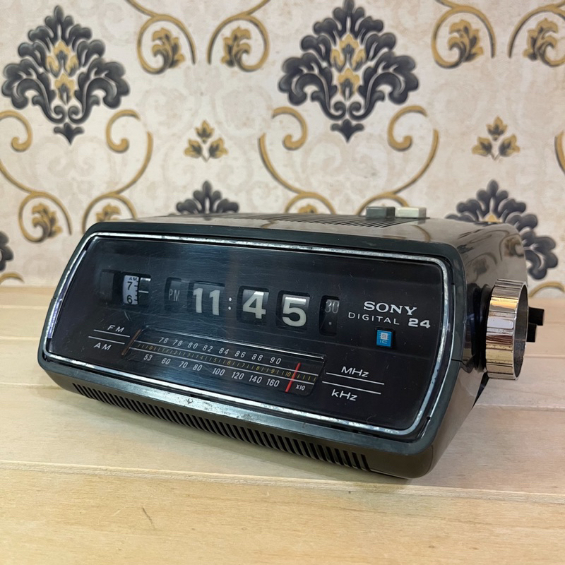 稀有品 SONY 翻頁鐘收音機 ICF-C300 1970年代 氖燈