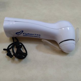 小風扇 使用AAA電池3顆