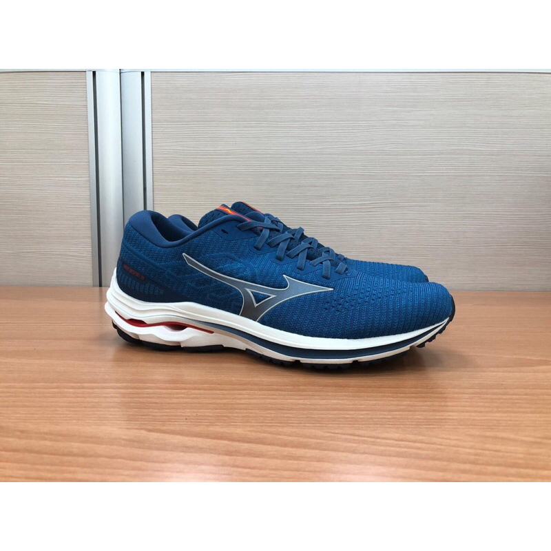 MIZUNO WAVE INSPIRE 18 WAVEKNIT SW     US12