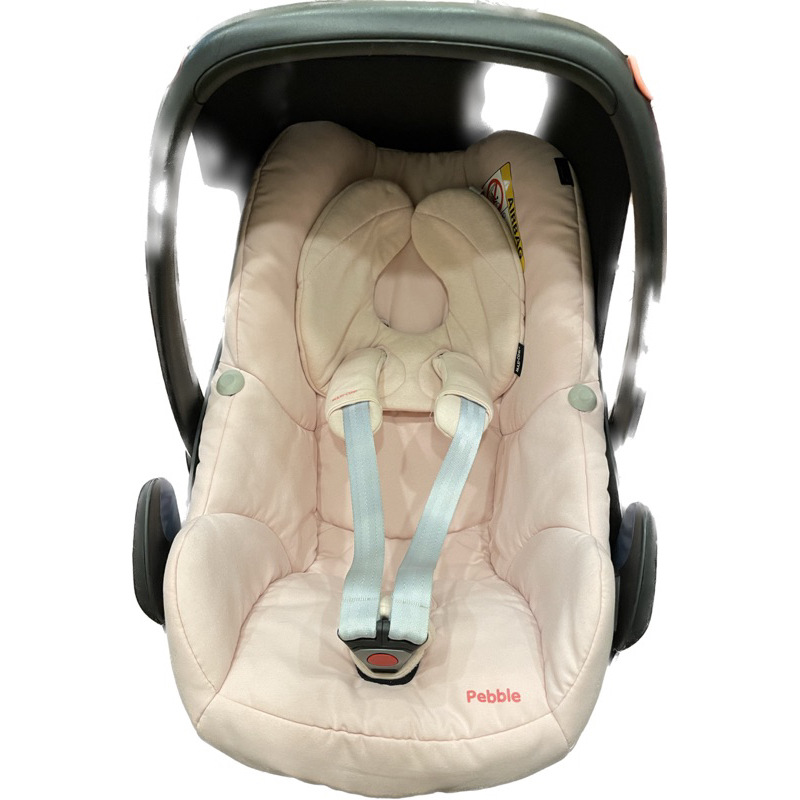 MAXI-COSI Pebble新生兒至一歲使用，還可搭配轉接器安裝在推車上。購買贈送一組轉接器