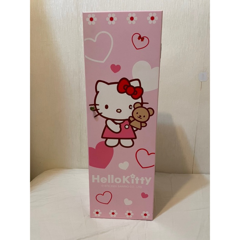 Hello Kitty木製化妝收納櫃（二手但很新）67*19*17