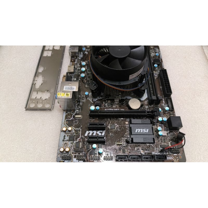 msi B150M PRO-VH+CPU i3-6100 3.70G/1151/良品