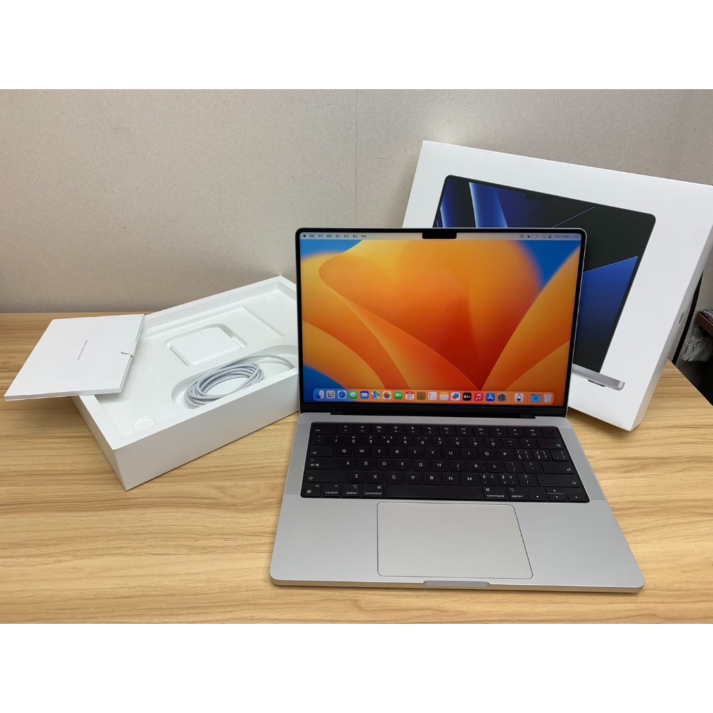 MacBook Pro 2023 14-inch M2 Pro 16GB  512GB SSD Apple Care +