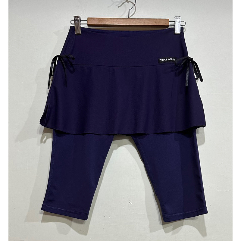 TOUCH AERO百貨專櫃 假兩件式彈性運動五分褲，紫色free尺寸，95成新零碼商品