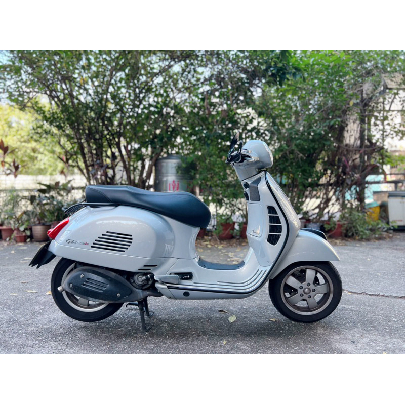 vespa 偉士牌 GTS300 ie ABS