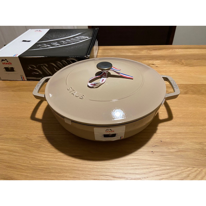 （全新）STAUB 28cm亞麻淺燉鍋