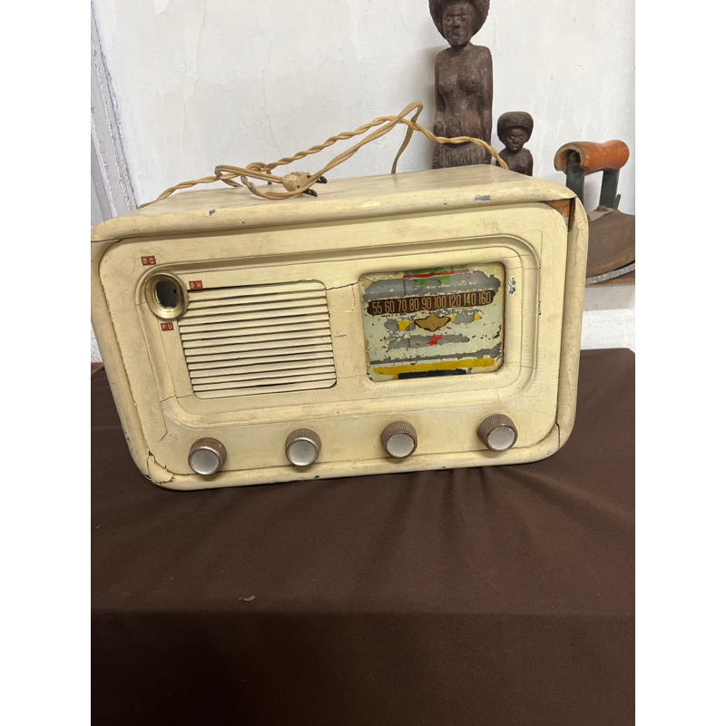 收音機早期桌上形木箱製收音機