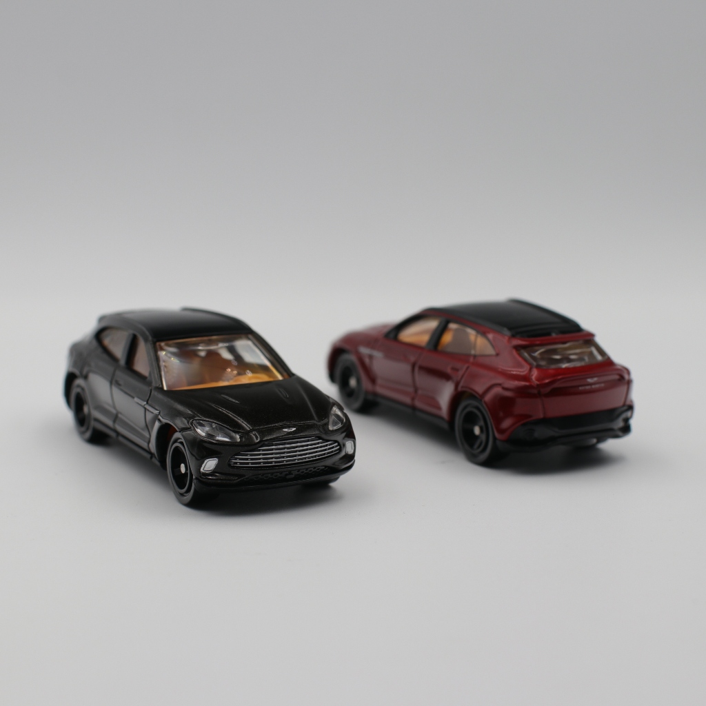 【 Tomica 】No.75 Aston Martin DBX初回黑色與一般紅色 (不拆賣)