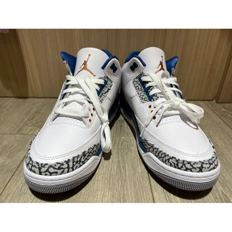 Air Jordan 3 Retro 藍白爆裂紋