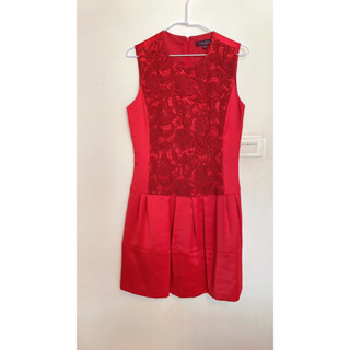 二手 百貨專櫃 女裝 克萊亞 KERAIA 品牌設計總監 Liyu Tsai 無袖 圓領 刺鏽 正紅色 洋裝 喜氣 L號