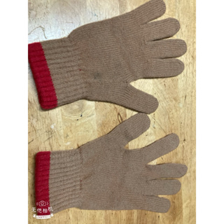 二手日本帶回Burberry手套（自用品）無附上任何配件！空手套一雙！中性款！手指頭很長的人不適合