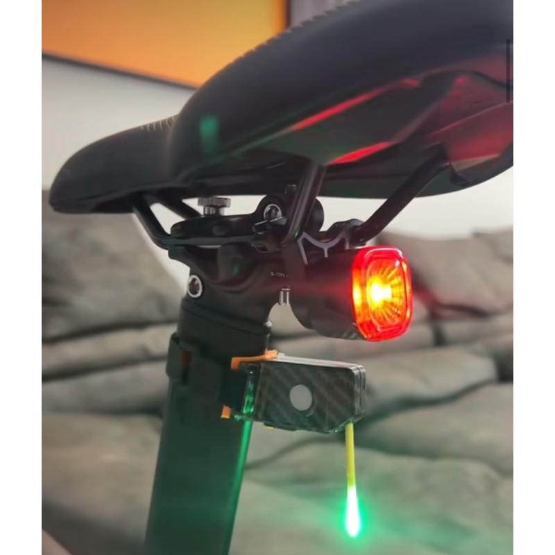 自行車 LED 流水燈 公路車 後車燈