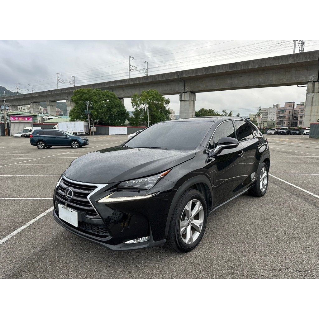 2015年式 Lexus Nx300h 旗艦版 實價刊登:79.8萬 中古車 二手車 代步車 轎車 休旅車