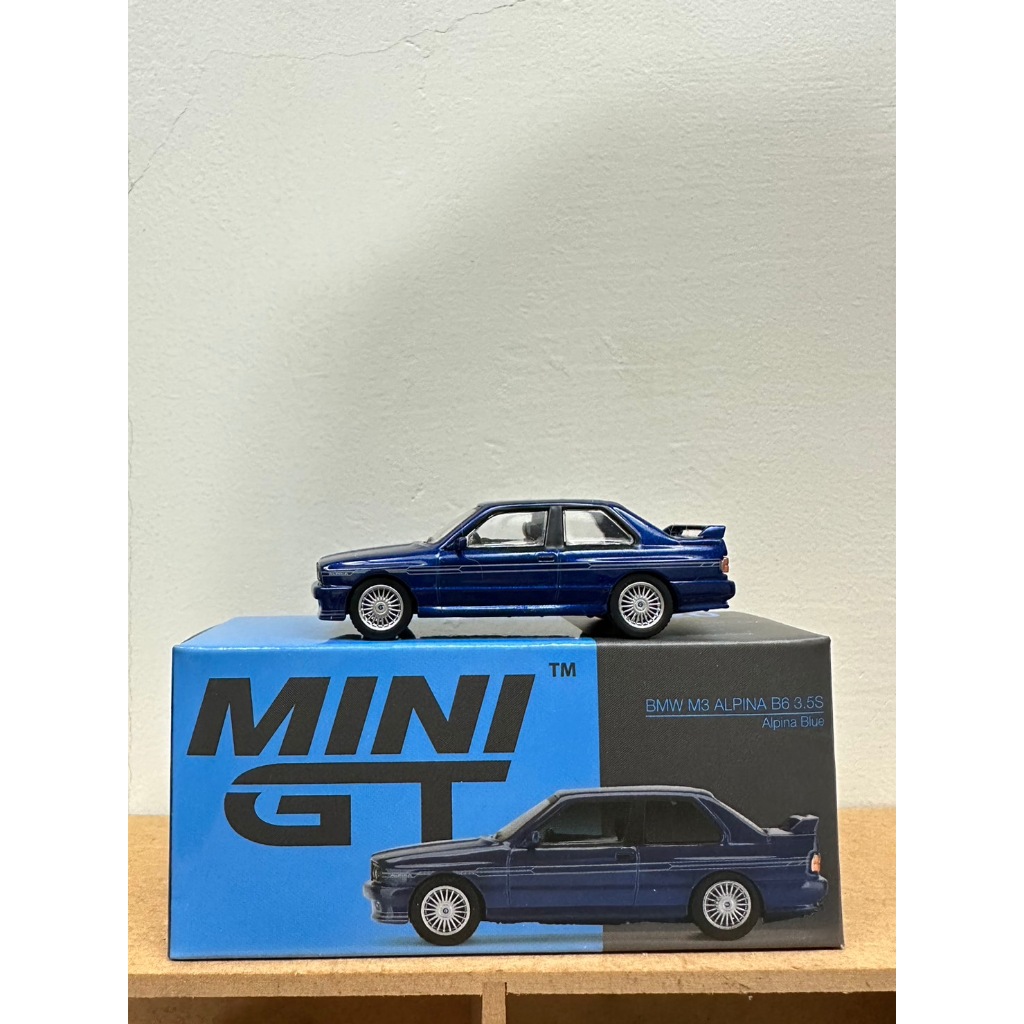 泡泡TOYS MINI GT 120 BMW M3 藍色