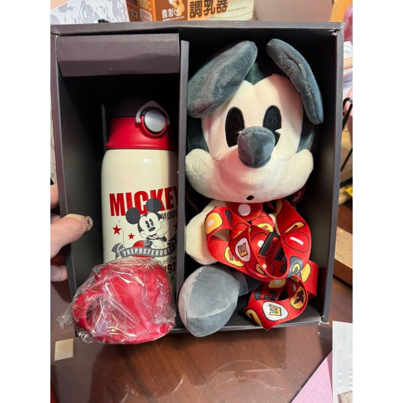 米奇玩偶+保溫瓶含背帶禮盒