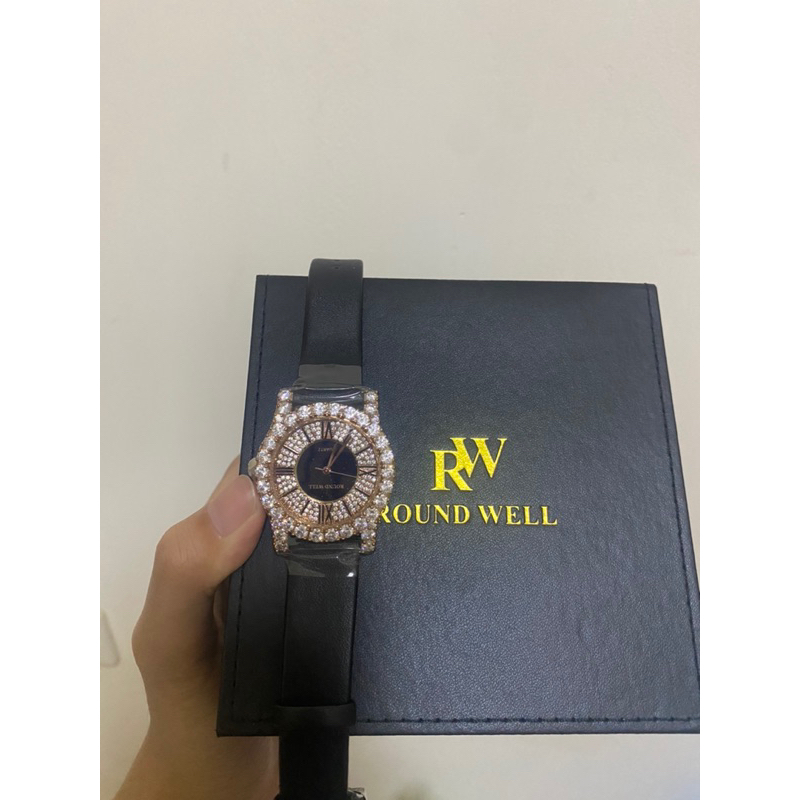 Round Well RW3030 美鑽手錶 全新正版專櫃購買