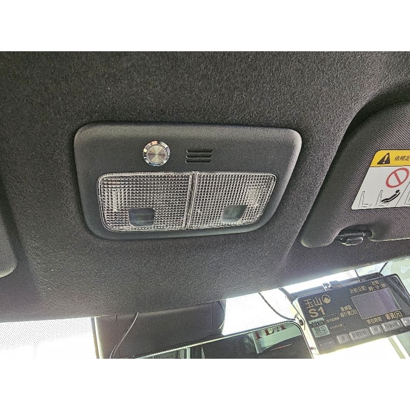 altis corolla cross yaris vios 室內燈連動 室內燈直接開啟