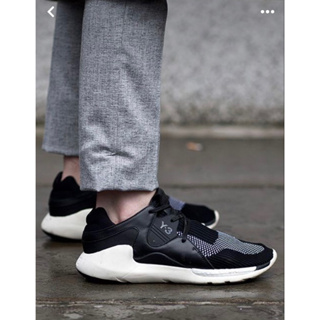 Y-3 QR boost knit