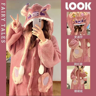 【佳樂服飾】冬天睡衣女 情侶法蘭絨睡袍 情侶居家服 家居服男 情侶珊瑚絨睡袍 安琪史迪奇睡衣 可愛睡衣 保暖睡衣
