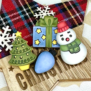 聖誕節系列飾品 美國造型釦 雪人⛄禮物🎁聖誕樹🎄燈泡💡