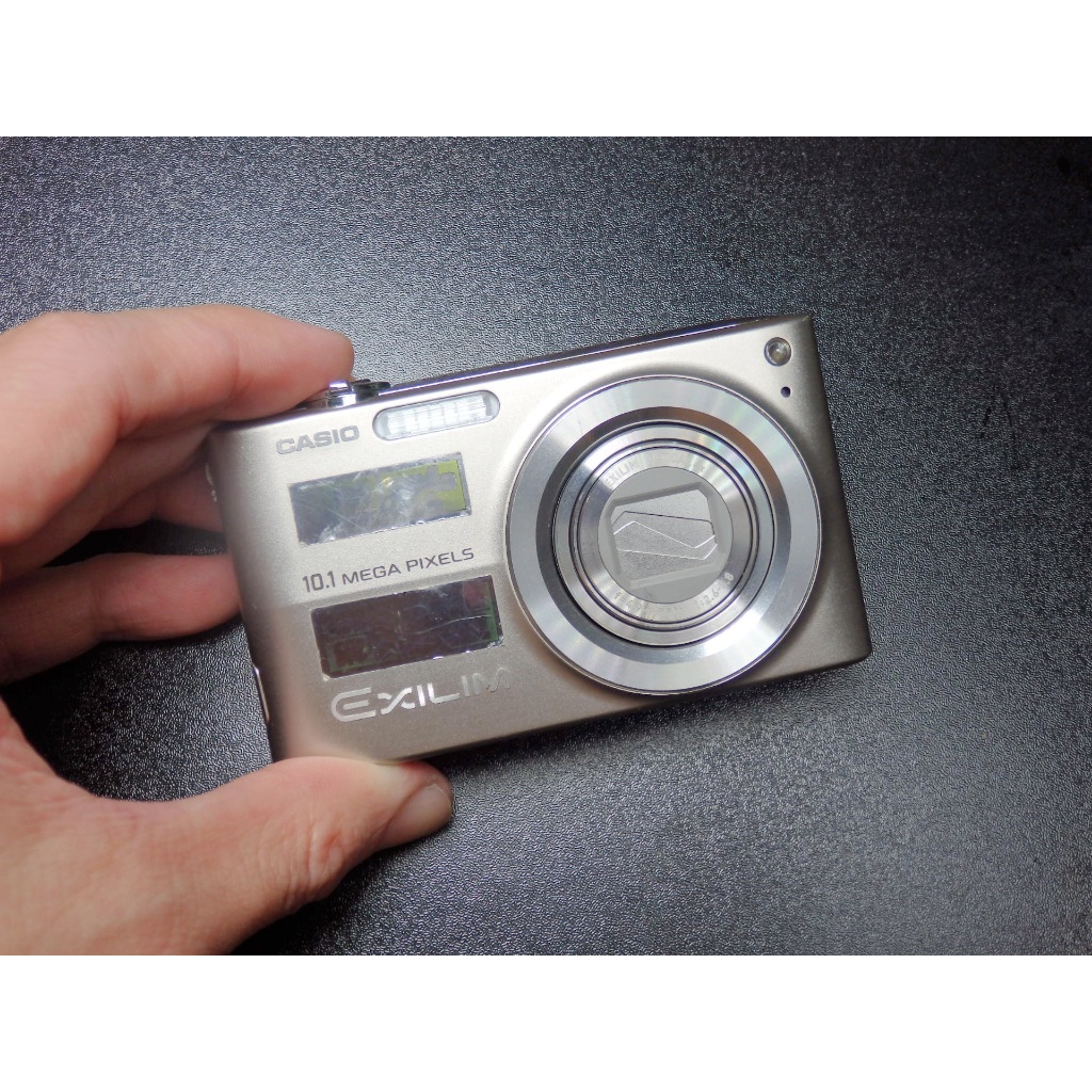 &lt;&lt;老數位相機&gt;&gt;CASIO EXILIM EX-Z200 (CCD / 廣角變焦鏡頭 / 防手震 / 金色 )