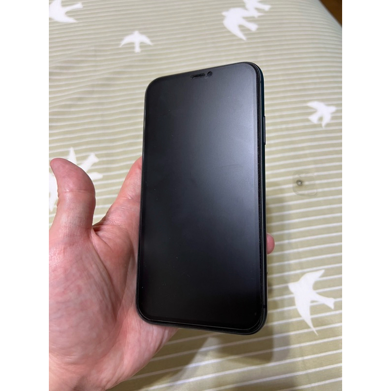 iPhone 11 128G 黑色  二手機 盒裝保存良好 台北可面交詳談