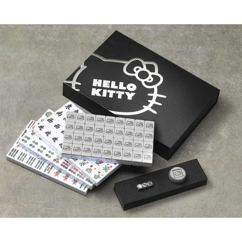 三麗鷗正版 2024全新  Hello kitty 極簡主義麻將組 🀄️ 適合過年遊戲