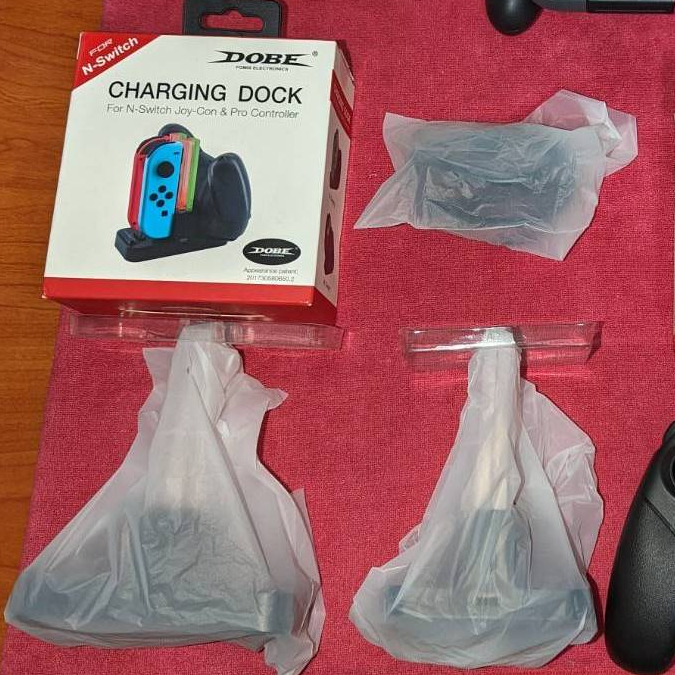 ⭐二手⭐可議價⭐有盒有線⭐NS Switch DOBE 手柄座充 Joy-Con &amp; PRO 手把充電器