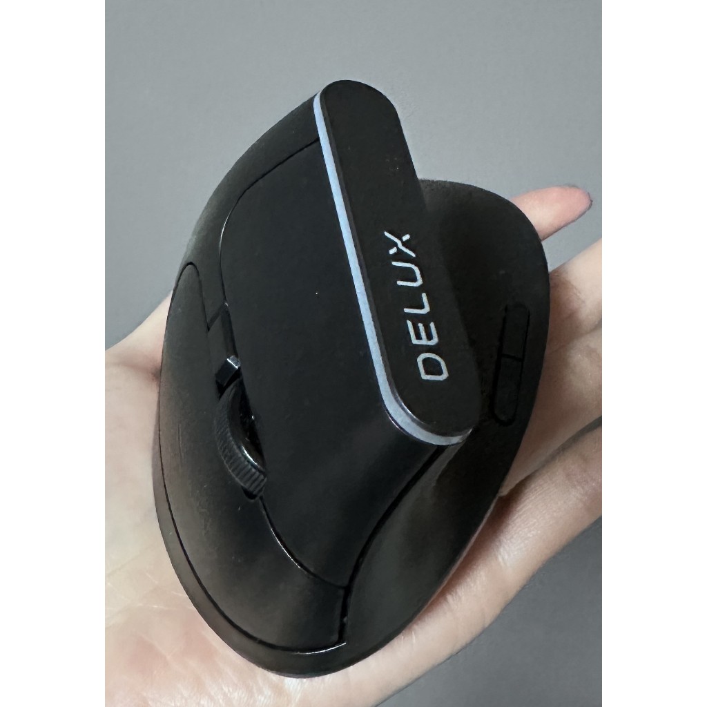 DELUX M618C 垂直滑鼠 人體工學滑鼠 無線滑鼠