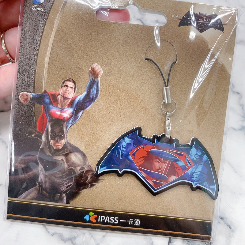 造型一卡通 吊飾 蝙蝠俠 超人 功能與 悠遊卡 icash 相同。復仇者聯盟