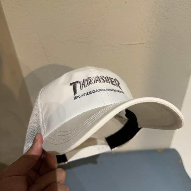 滾青店::: 日本綫Thrasher 白色網布棒球帽(＃刺繡) 老帽