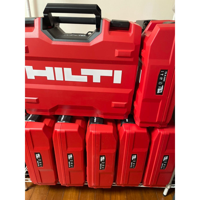 HILTI喜利得工具箱收納箱，TE6-A22、DX5-F8、SF6H-A22三款，商品數量多待售，若需求可詢問數量