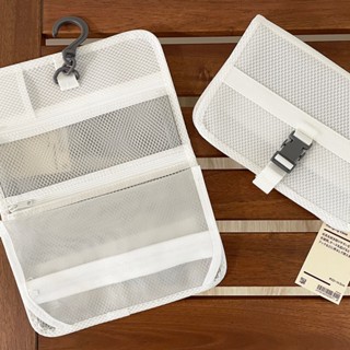潮濕梅雨季必備臺灣現貨！日本無印良品 MUJI 防潮濕／易清潔 吊掛收納包／旅行盥洗包