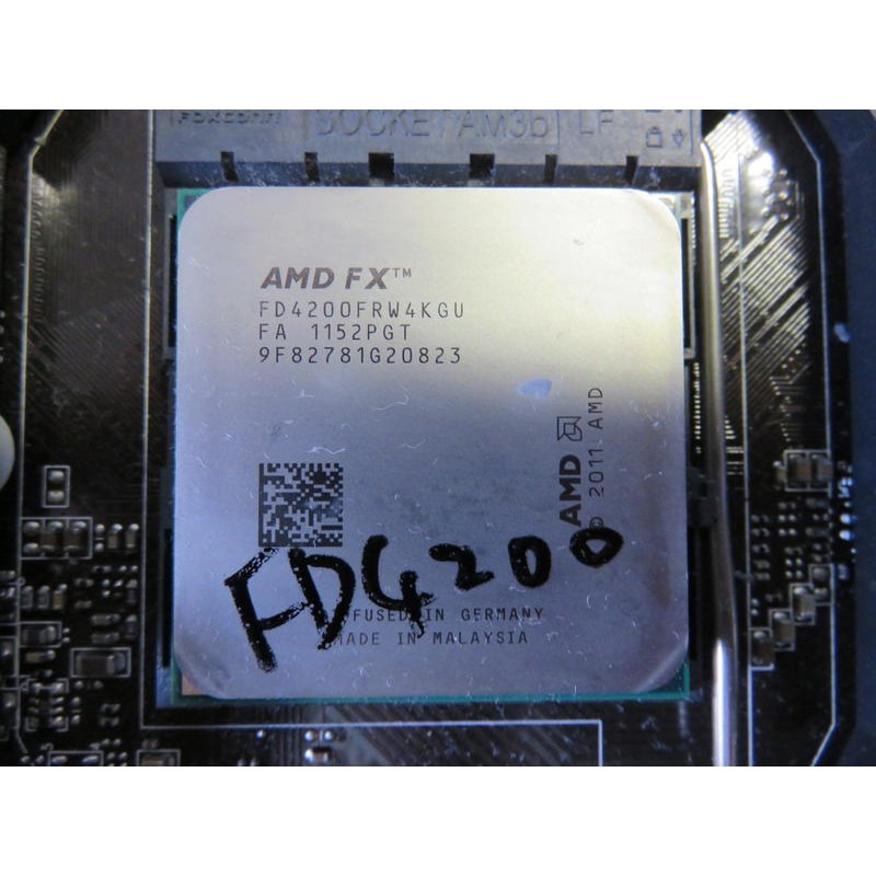 C.FX Series CPU-AM3+ FD4200FRW4KGU 3.3GHZ 四核心 940-pin 直購價340