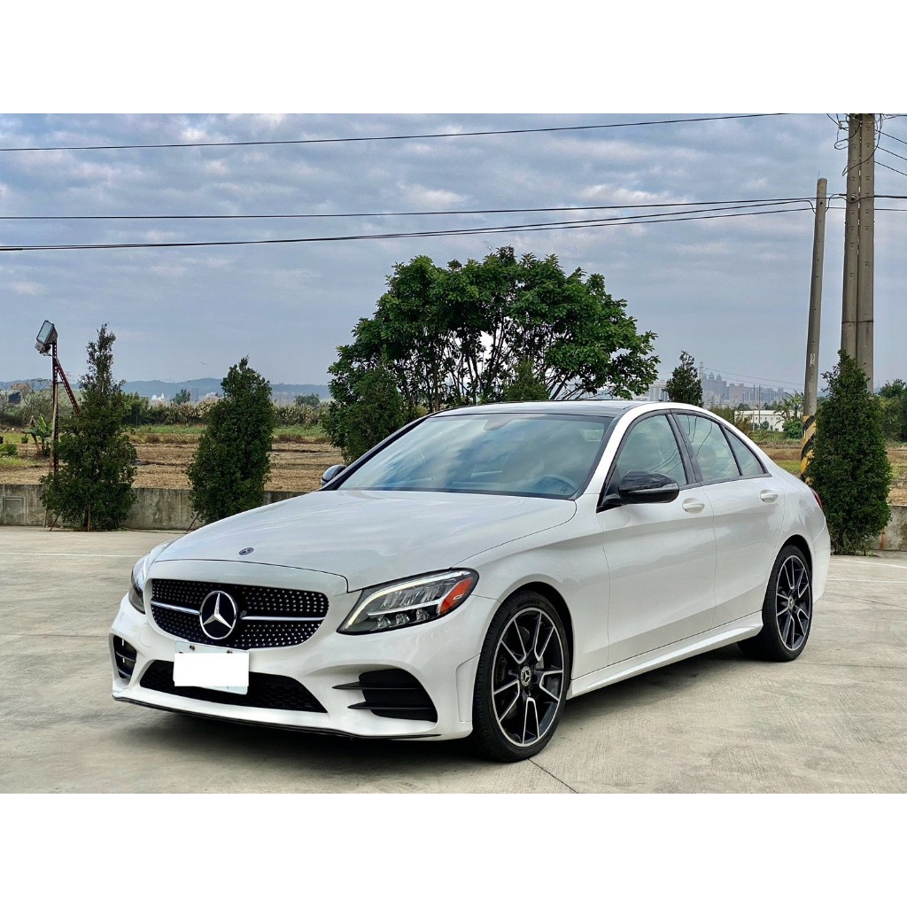 2018 Benz C300 2.0 白#強力過件9 #強力過件99%、#可全額貸、#超額貸、#車換車結清