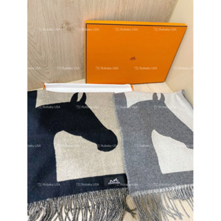免運✨臺灣現貨✨專櫃Hermes愛馬仕Casaque Love Story馬頭 雙面 圍巾 披肩cashmere 山羊絨