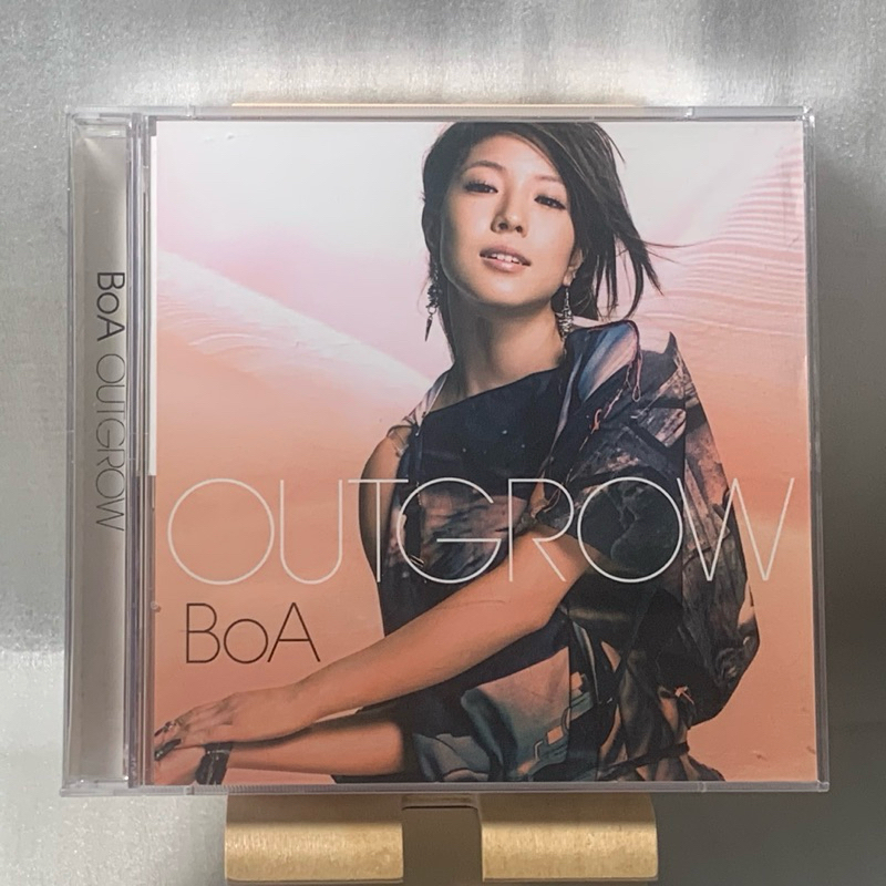 寶兒-蛻變   二手日語專輯CD + DVD（日本版DVD區域碼 2區）BoA - Outgrow Album