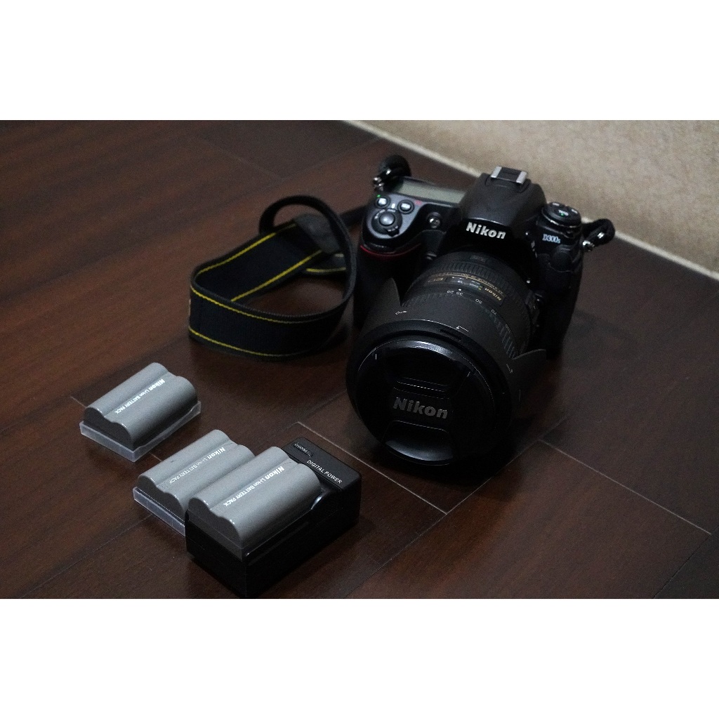 Nikon D300S+AF-S Nikkor 28-300mm f/3.5-5.6G ED VR 1顆 (二手)