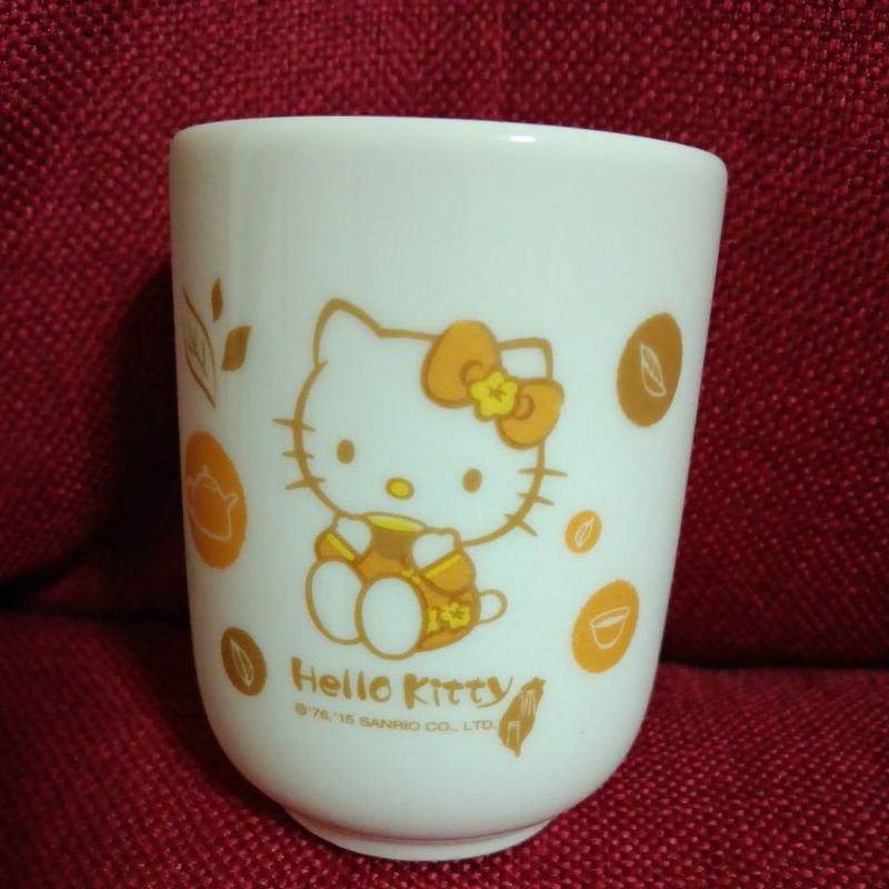 早期全新的 2015年 Hello Kitty正版 手握杯 茶杯 陶瓷杯 水杯 絕版珍藏