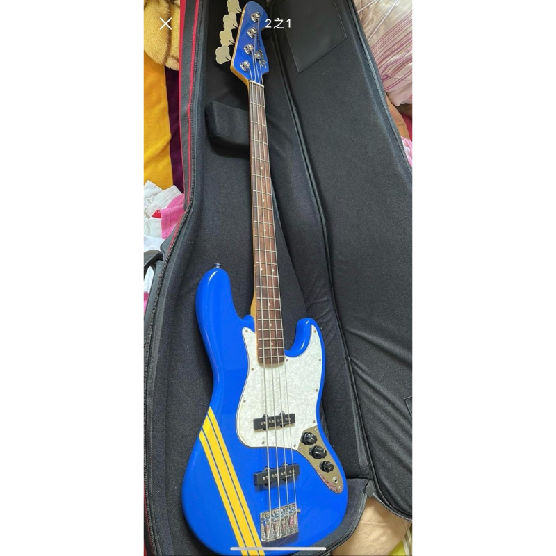 Squier by Fender TOMOMI JAZZ BASS SKY BLUE Bluetus