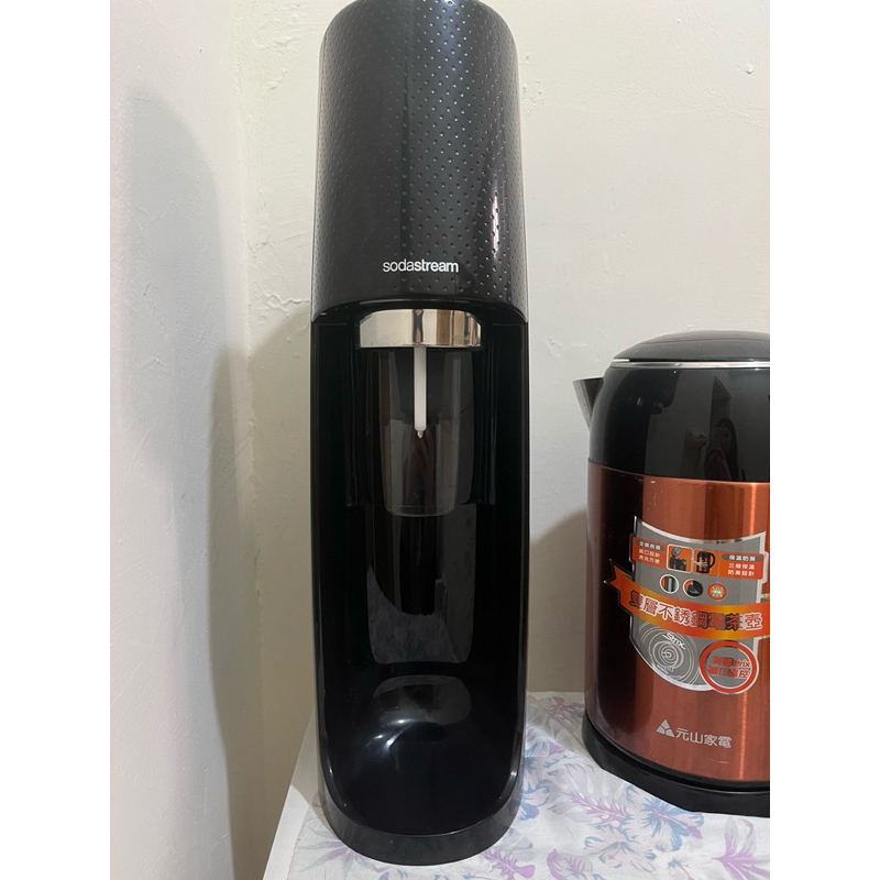 Sodastream時尚風自動扣瓶氣泡水機 黑色 二手