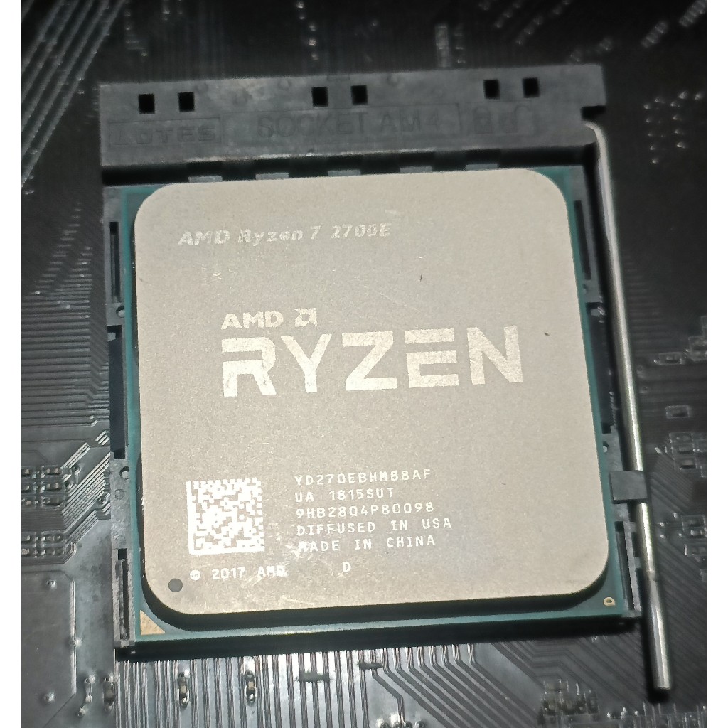 中古良品 AMD Ryzen 2700E AM4
