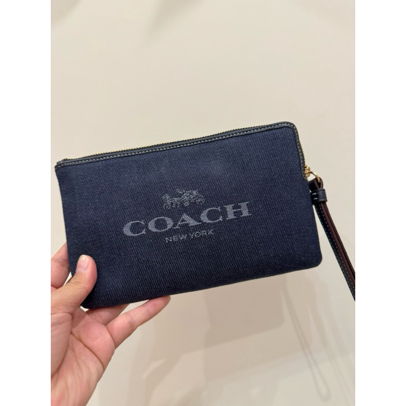 全新Coach丹寧牛仔大手拿包