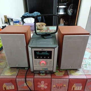 LG LX-U250A 床頭音響(含木質音箱), CD/錄音帶/收音機(FM電台)