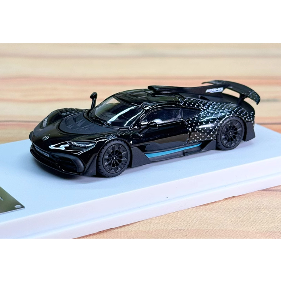 Solo 1:64 Mercedes  AMG ONE 黑色星芒