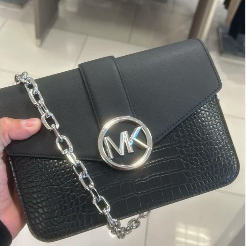 酒神包🤩超派🤩限時特價😱剛抵台🎁最新款🤩 Michael Kors 銀色 MK LOGO 黑色鱷魚紋 手提 肩背 斜背包