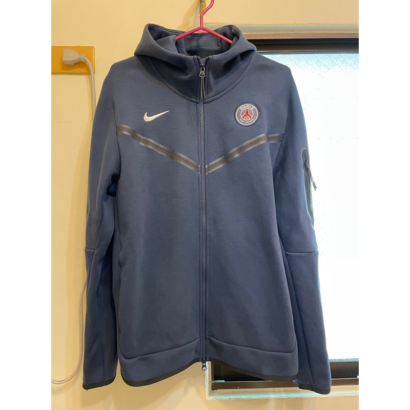 美版L號NIKE 巴黎聖日耳曼男款足球外套 NIKE Paris Saint-GermainNikeTechFleece