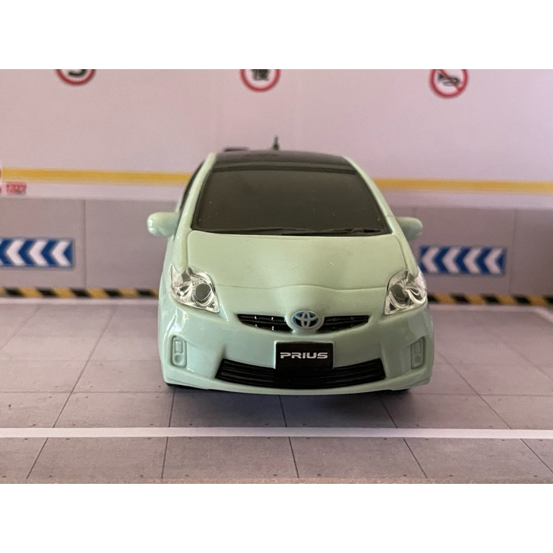 TOYOTA  PRIUS 迴力模型車